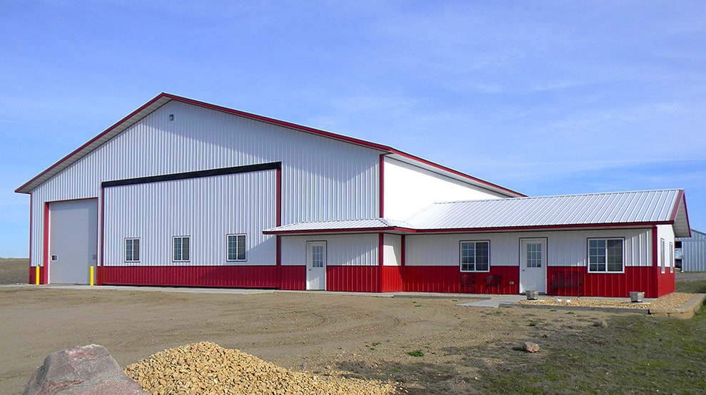 Hector farmer chooses Schweiss when picking a new door for his hydraulic ag door Hector farmer chooses Schweiss when picking a new door for his hydraulic ag door
